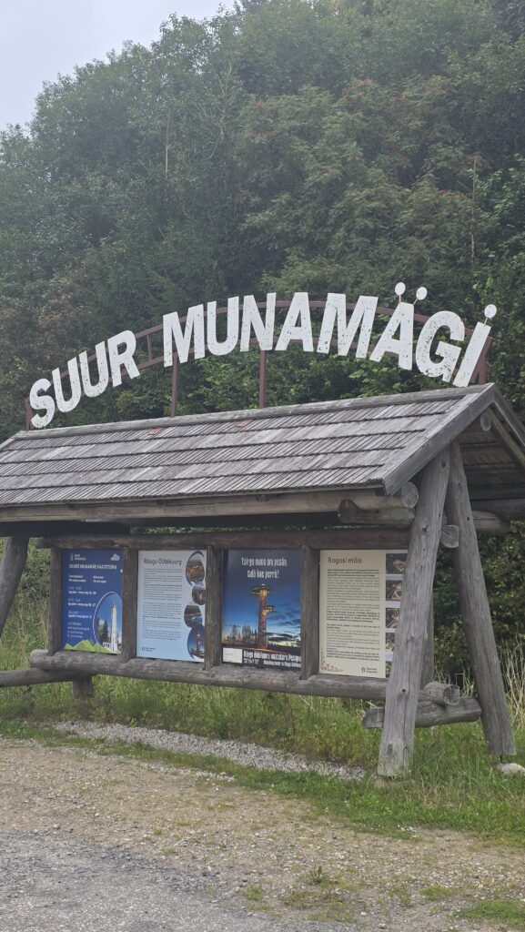 Estonia & 🇱🇻 Latvia – Suur Munamägi (318 m) & Gaiziņkalns (312 m)